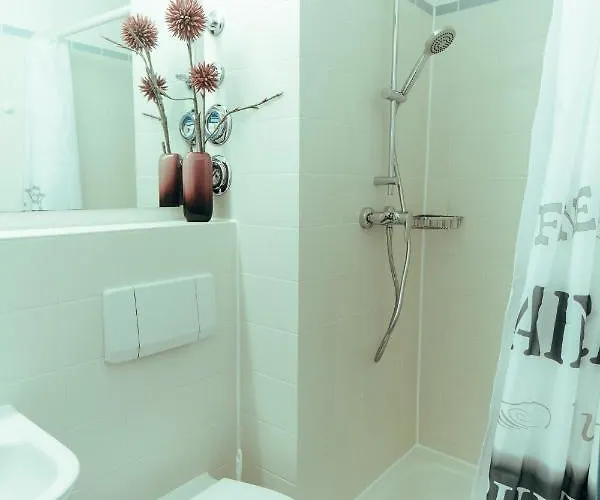 Apartment Modern Und Gemuetlich Ggue. Uni-passau, Tg-stellplatz, Balkon Passau