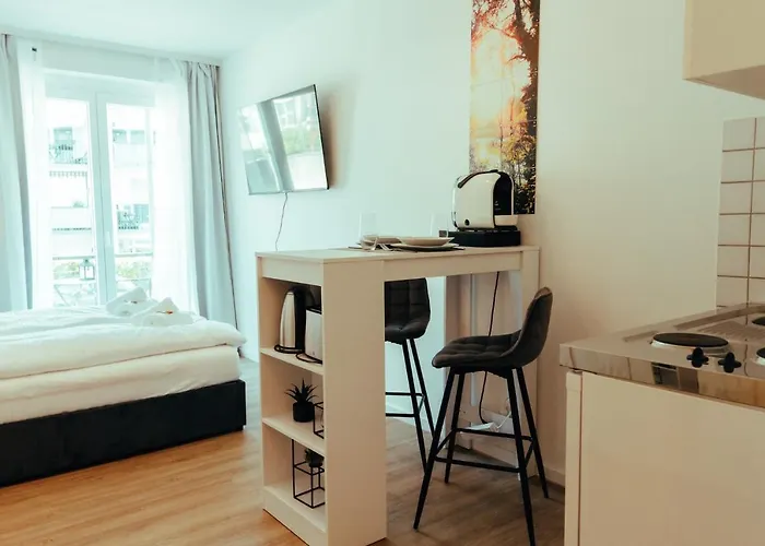 Modern Und Gemuetlich Ggue. Uni-passau, Tg-stellplatz, Balkon * Passau