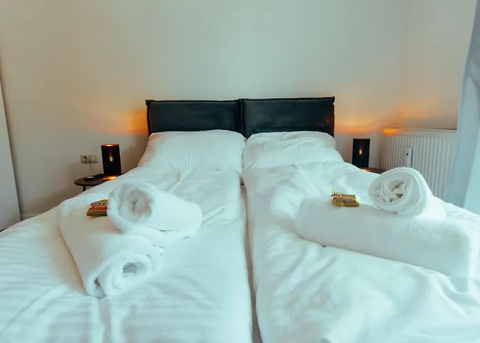 Modern Und Gemuetlich Ggue. Uni-passau, Tg-stellplatz, Balkon Apartment Passau