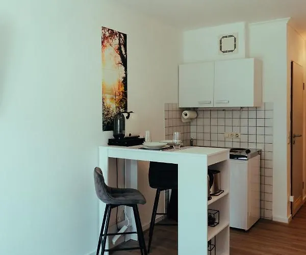 Modern Und Gemuetlich Ggue. Uni-passau, Tg-stellplatz, Balkon דירה *