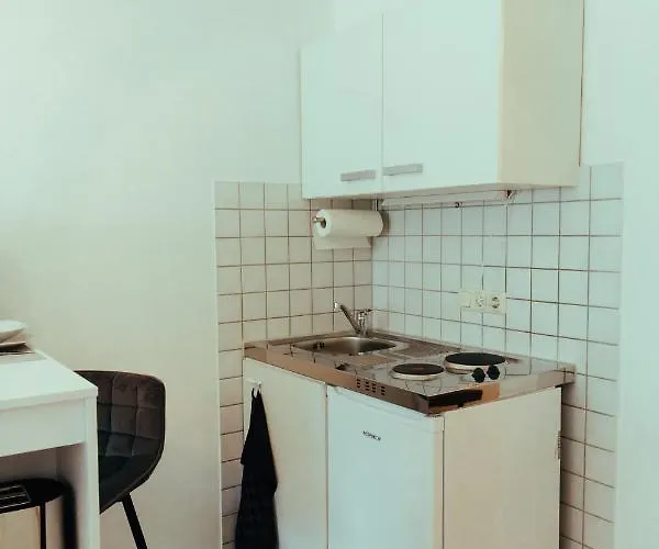 Modern Und Gemuetlich Ggue. Uni-passau, Tg-stellplatz, Balkon Apartment